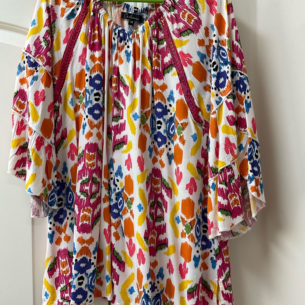 Colorful Patterned Women's Blouse